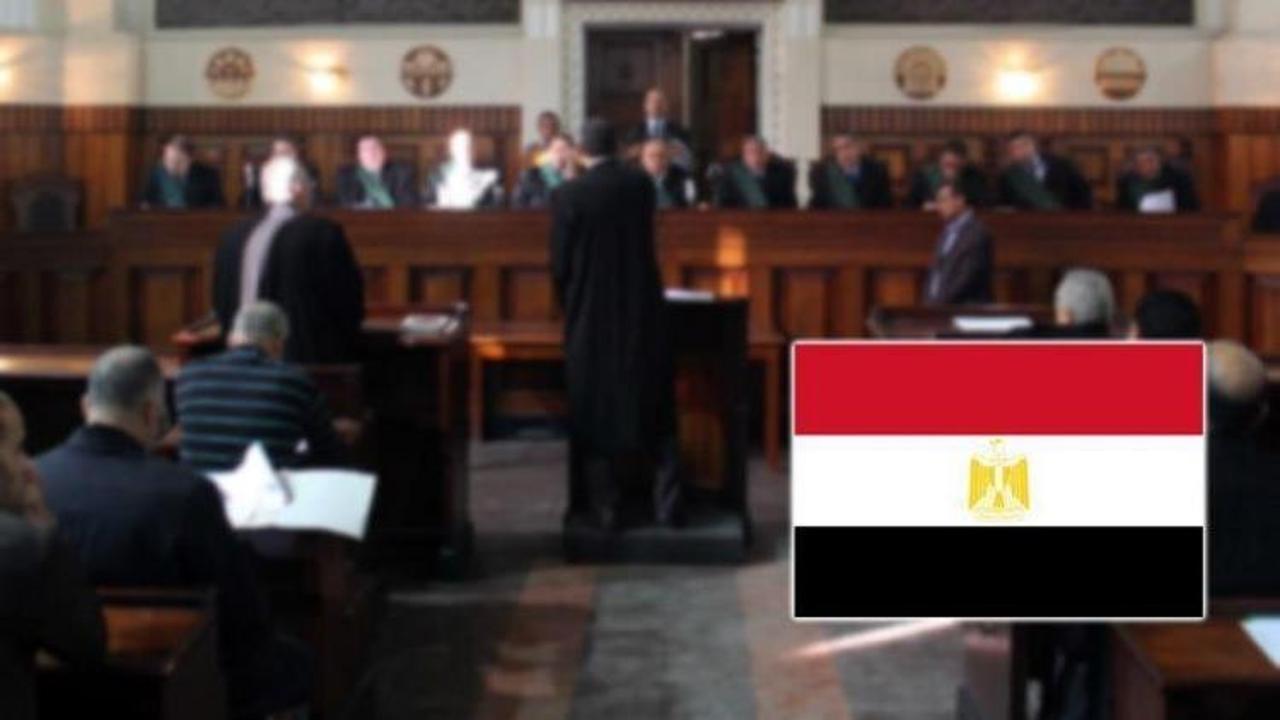  Mısır'da darbe karşıtları mahkemeye sevk edildi