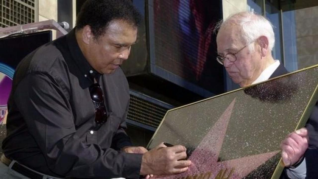 Muhammed Ali'den Hollywood'ı pes ettiren cevap!