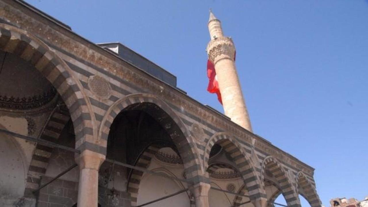 Kurşunlu Camii onarıma alınıyor