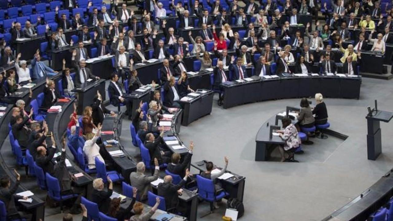 'Tasarısı dostlarımızın ger&ccedil;ek y&uuml;z&uuml;n&uuml; g&ouml;sterdi'