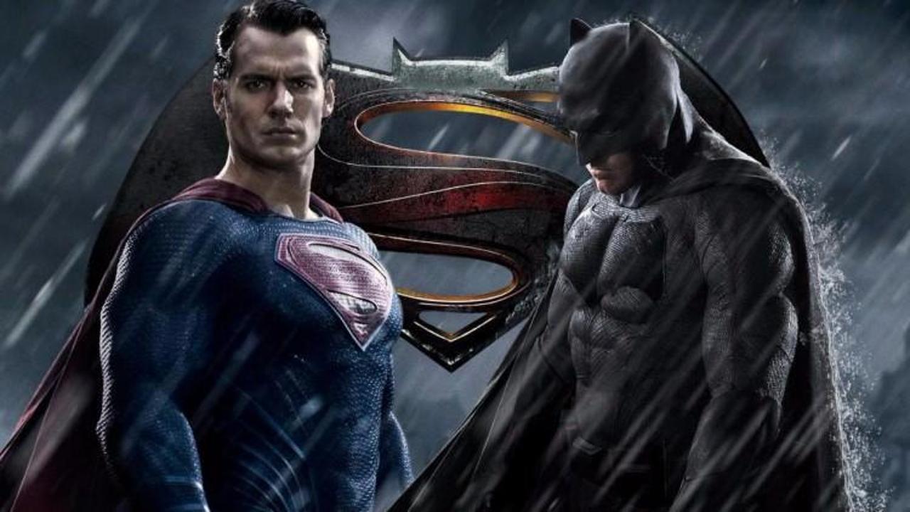 THY'den 'Batman v Superman sürprizi!