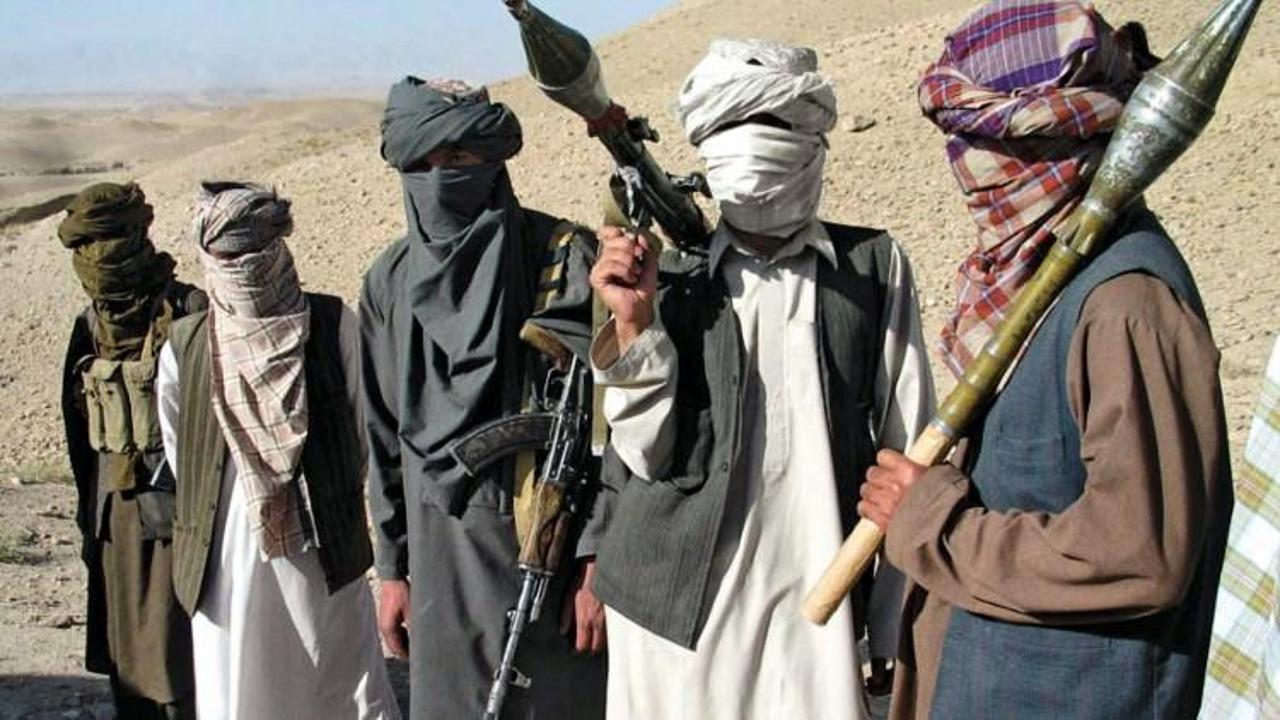 Afganistan'da 52 Taliban militanı öldürüldü