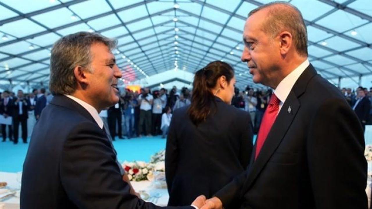 Erdoğan ile Gül yan yana oturdu