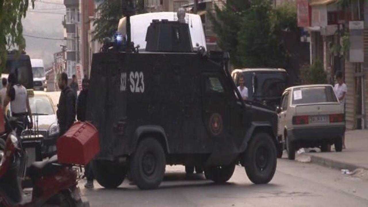 İstanbul Sultangazi'de bomba paniği