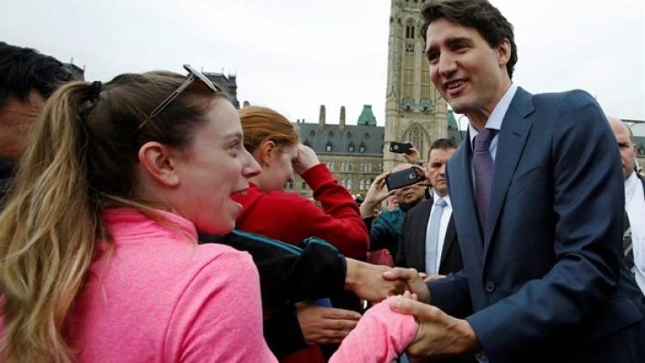 Kanada milli marşında bir kelimeyi değiştirdi