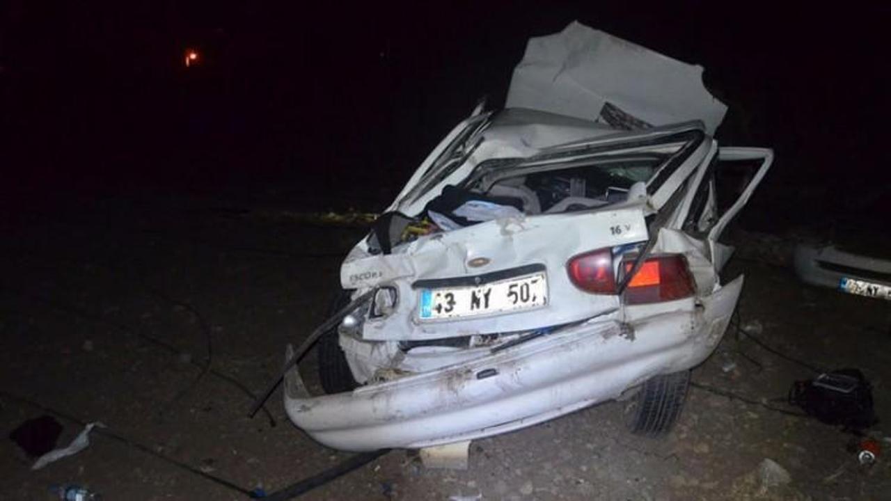 Manisa'da feci kaza! 2 ölü 2 yaralı