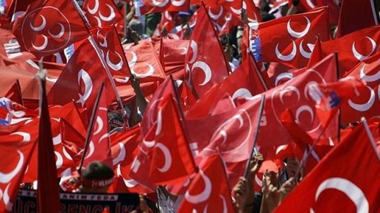 MHP'de çağrı heyeti tüzük kurultayını topluyor