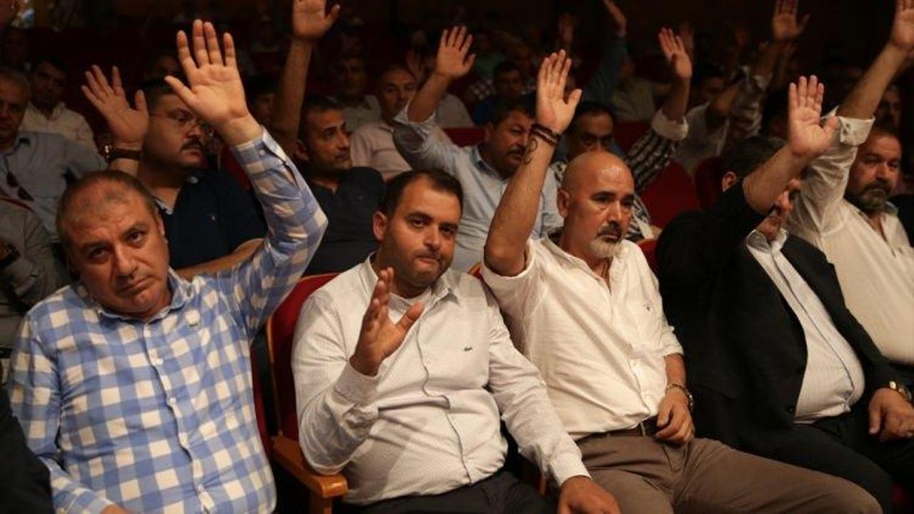 Adana Demirspor Başkanı Sözlü, güven tazeledi