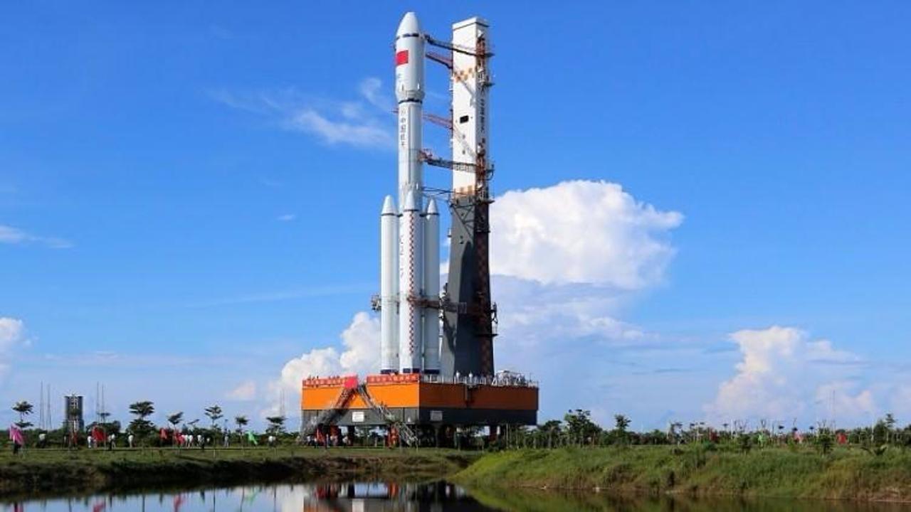 Çin'den uzaya 'Uzun Yürüyüş-7' roketi!