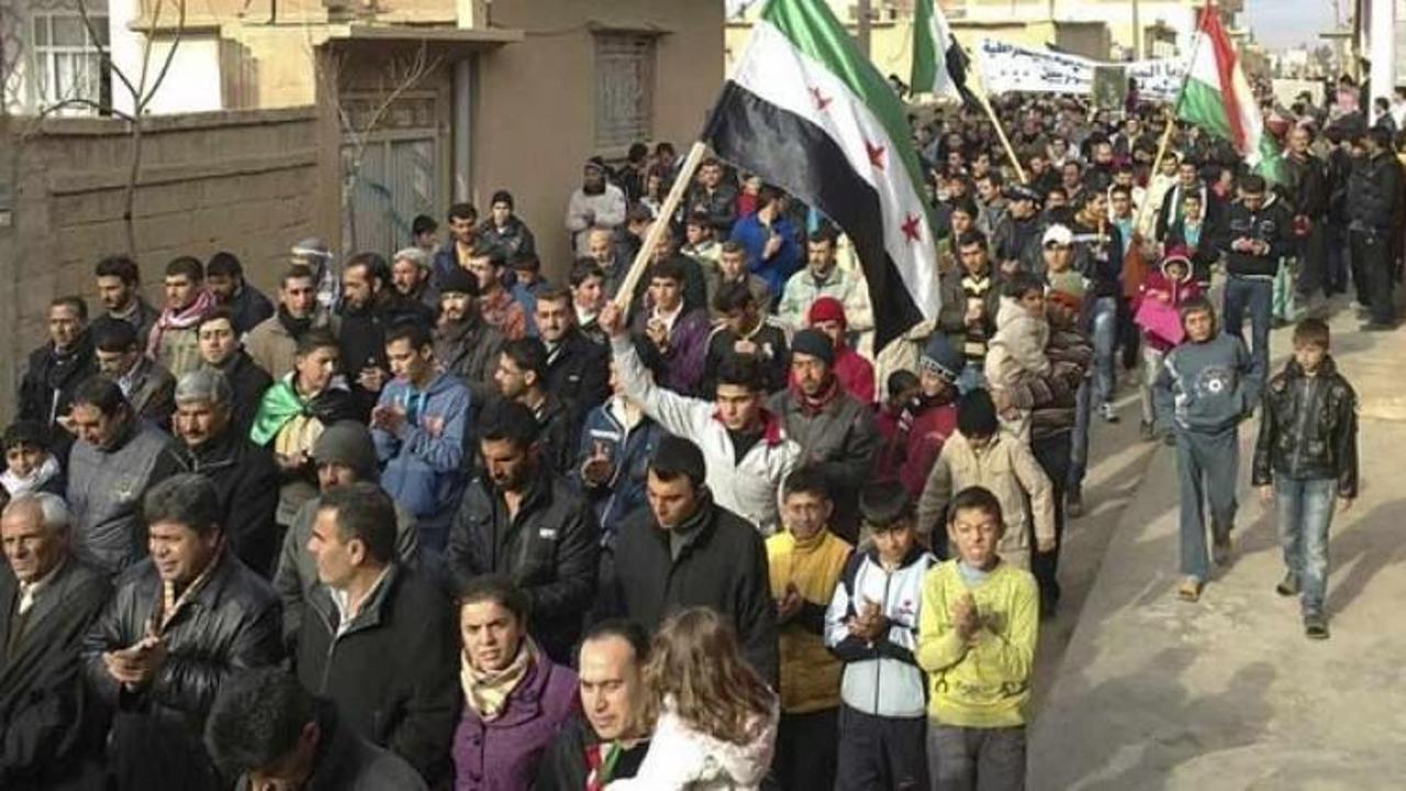 Suriye'de PYD karşıtı protesto