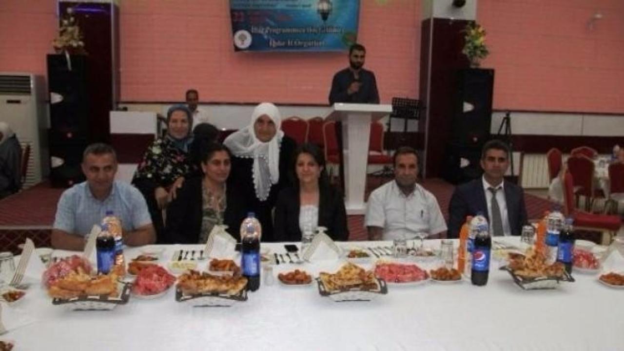 HDP'liler terörist ailelerine iftar verdi