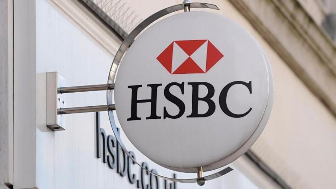 HSBC Londra`dan taşınmıyor!