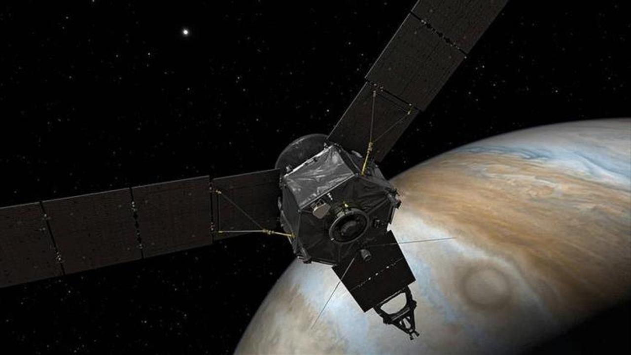 Jüpiter'in yörüngesine giren Juno uzay aracı nedir, ne işe yarar? 