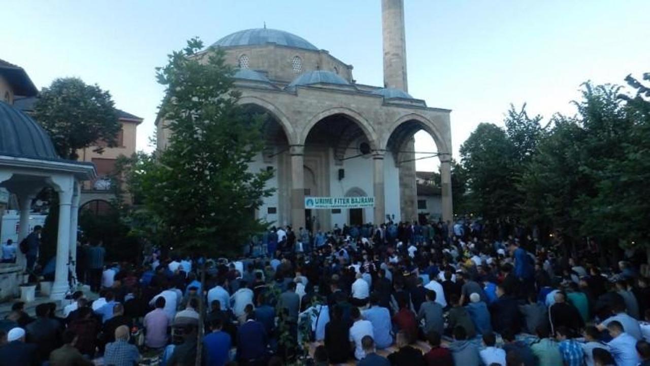 Kosova’da bayram coşkusu sokaklara taştı