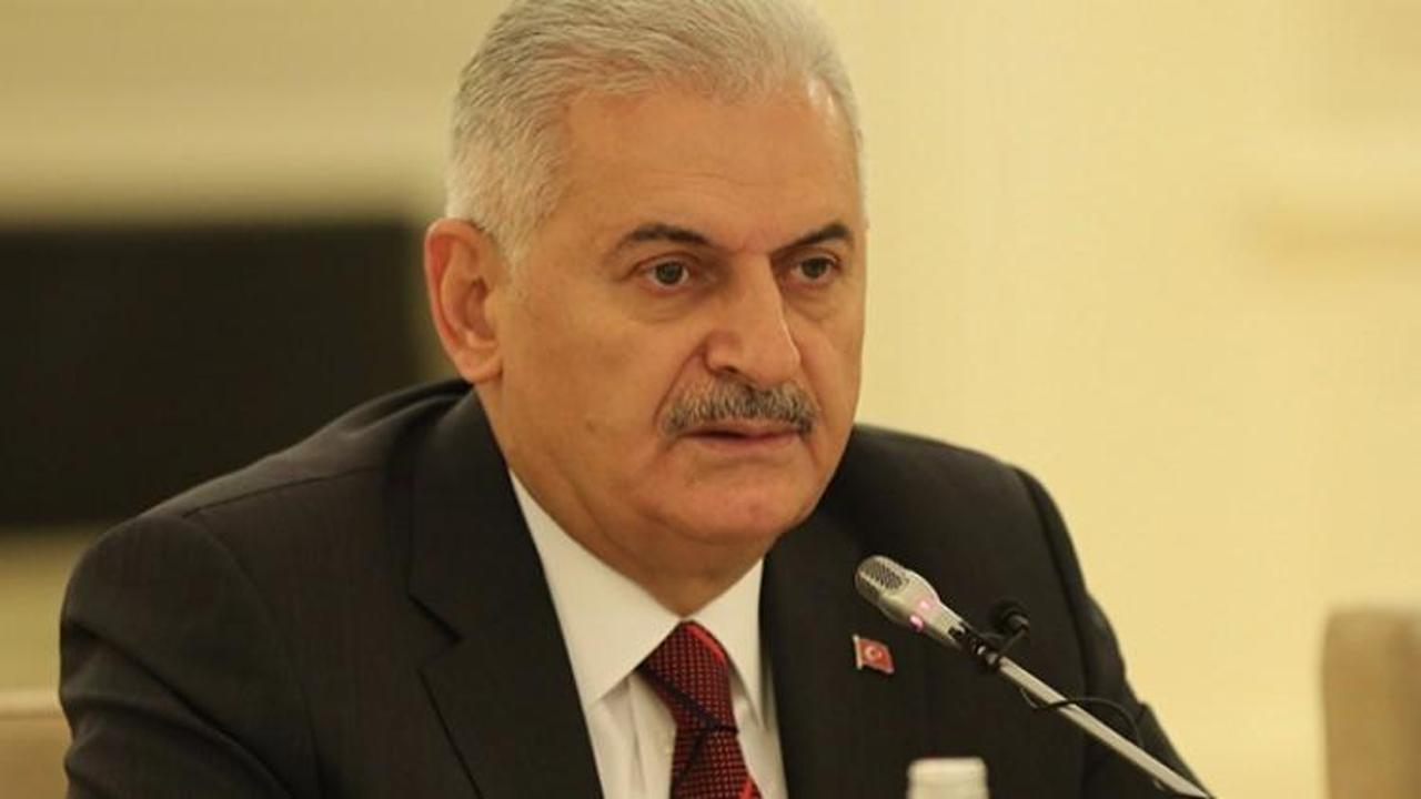 Başbakan Binali Yıldırım: Meydanları boşaltmayın!