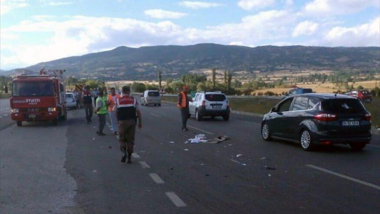 Amasya'da trafik kazası: 1 ölü, 1 yaralı