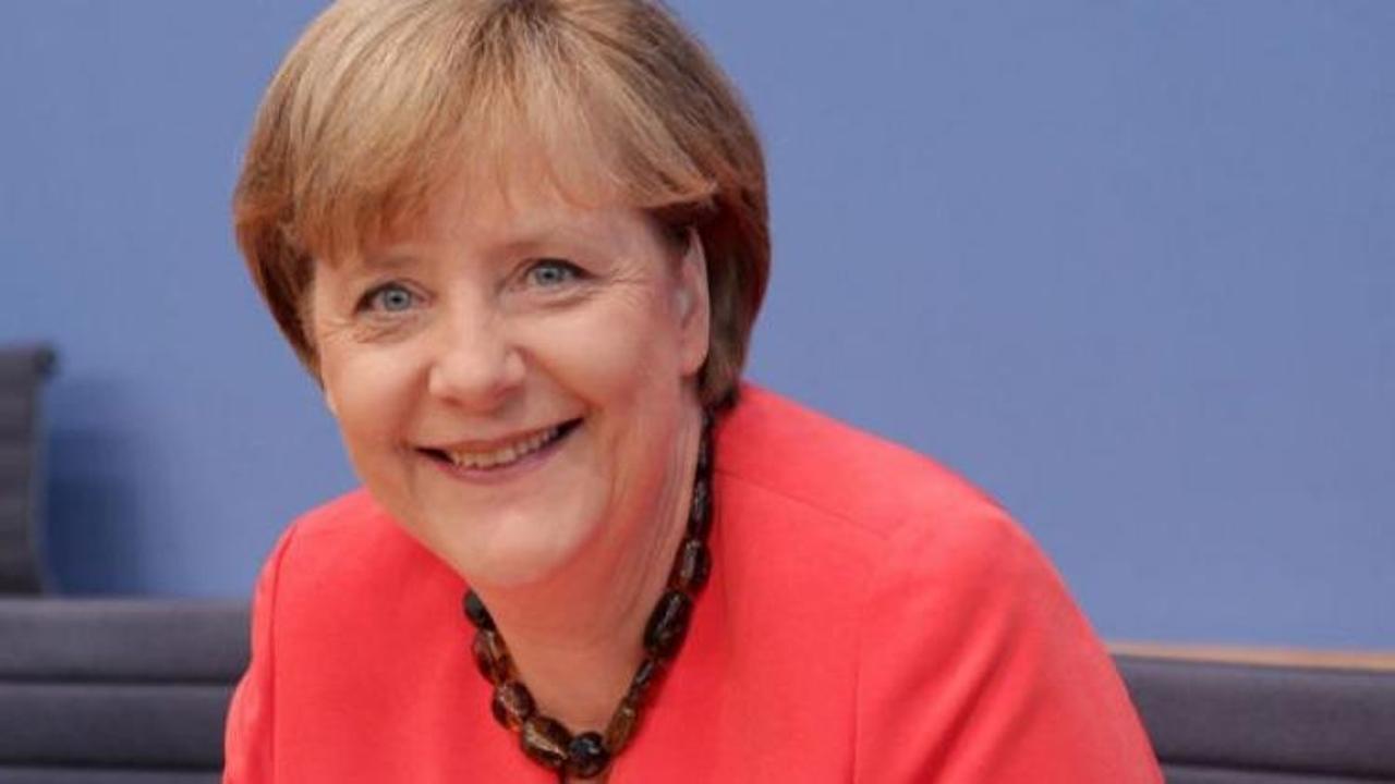 Merkel'in 2017 maaşı belli oldu