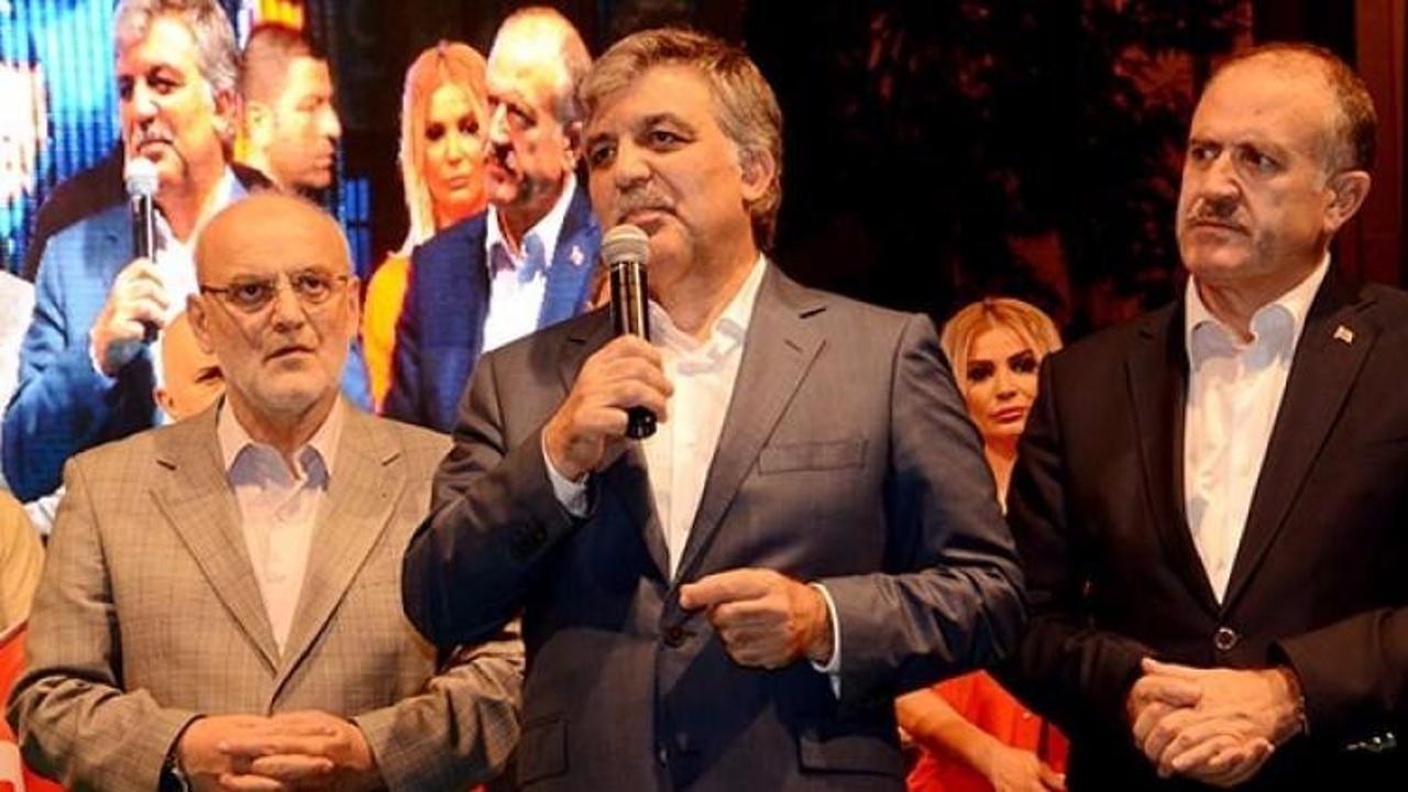 Abdullah Gül ’Demokrasi Nöbeti’ne katıldı