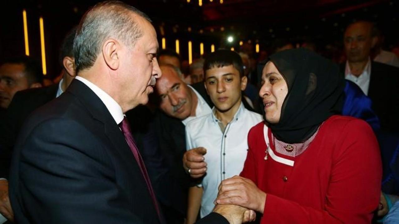 Erdoğan şehit çocuklarına yakın ilgi gösterdi