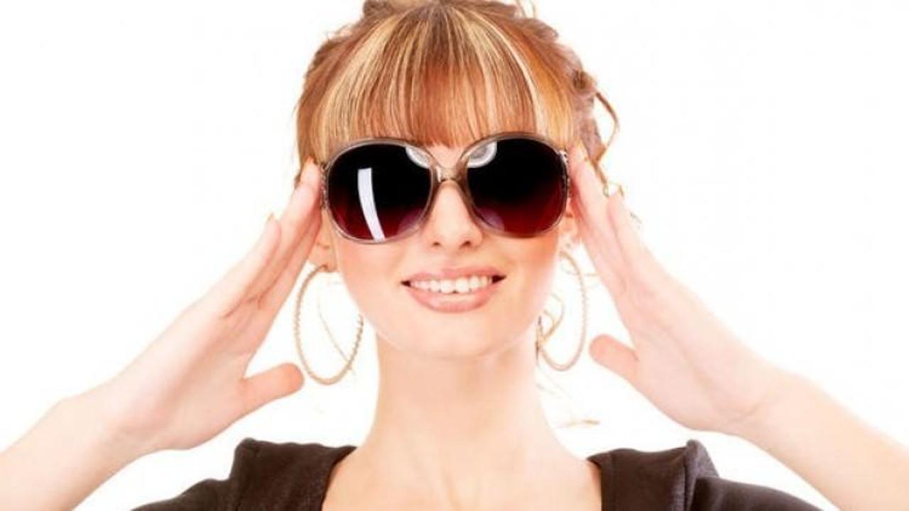 Güneş gözlüğü seçimi göz sağlığını etkiliyor