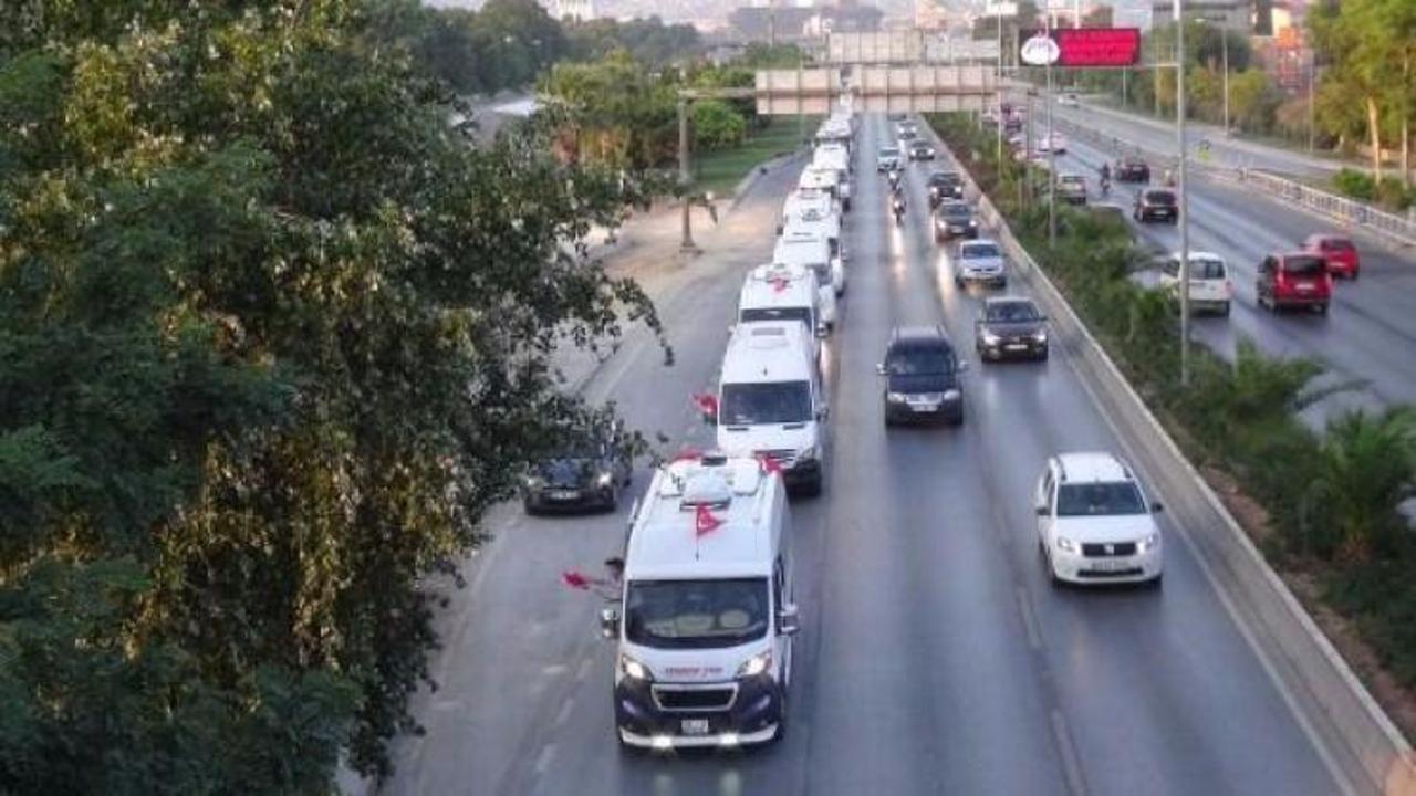 İzmir'de anlamlı konvoy