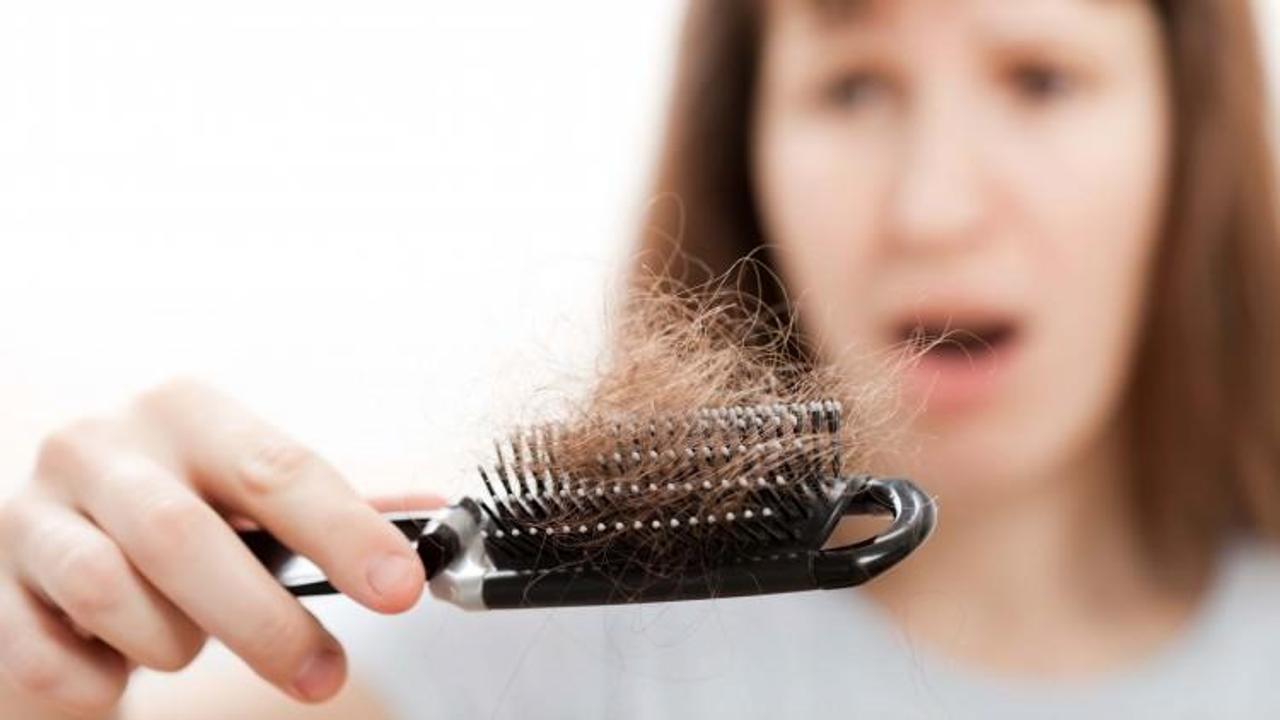Kadınlarda saç dökülmesinin nedenleri