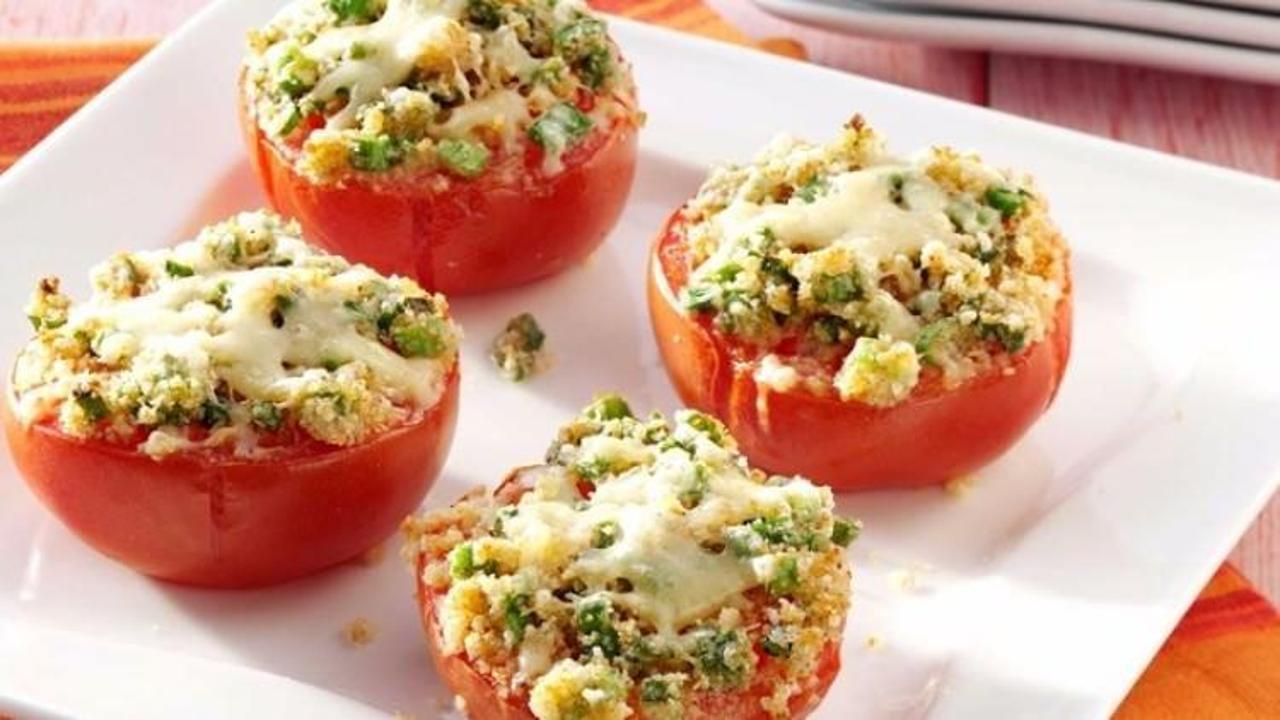 Parmesan ve gravyerli ızgara domates tarifi