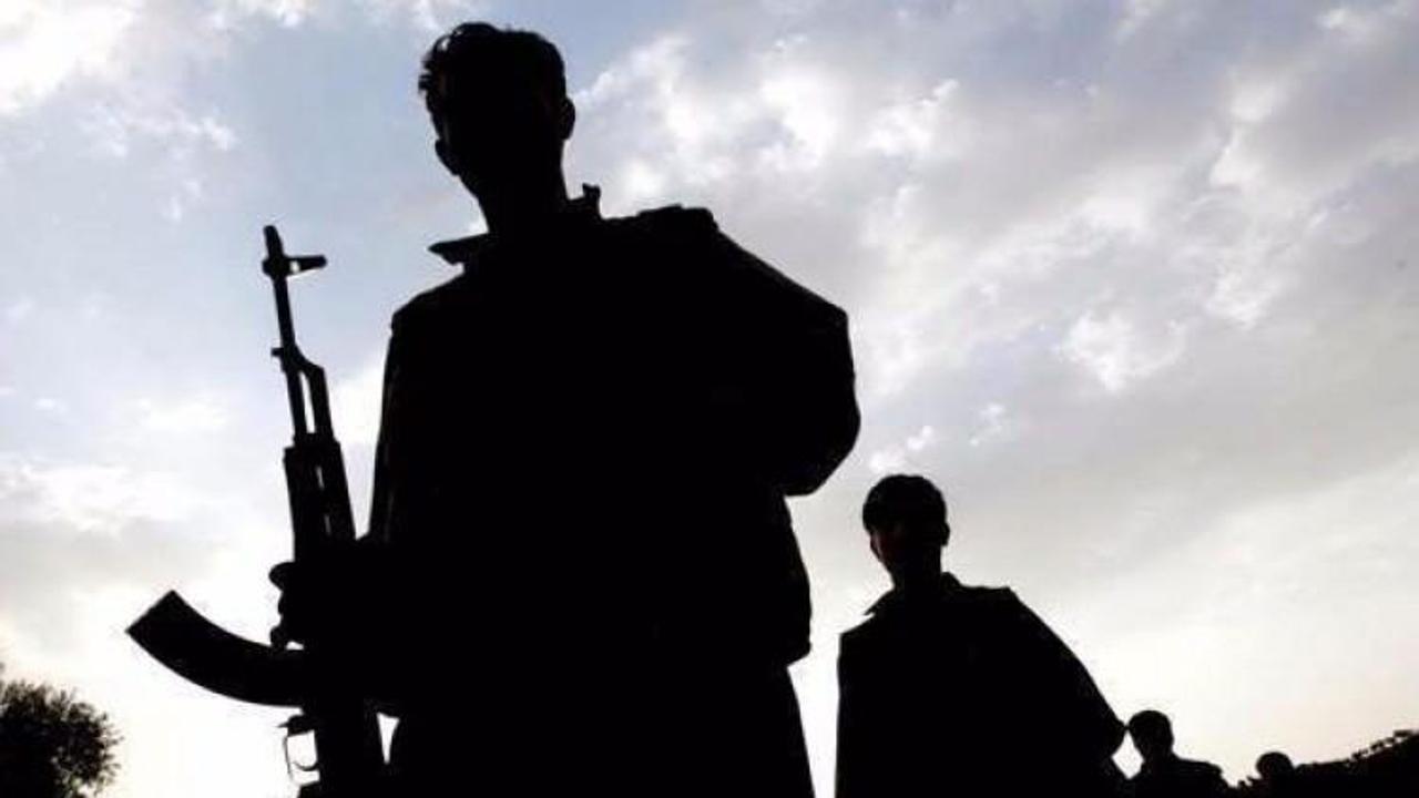 PKK'lı teröristler erzak vermeyen köylüyü kaçırdı