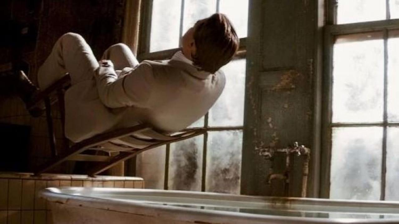 Uyurken neden birden d&uuml;ş&uuml;yormuş gibi hissederiz?