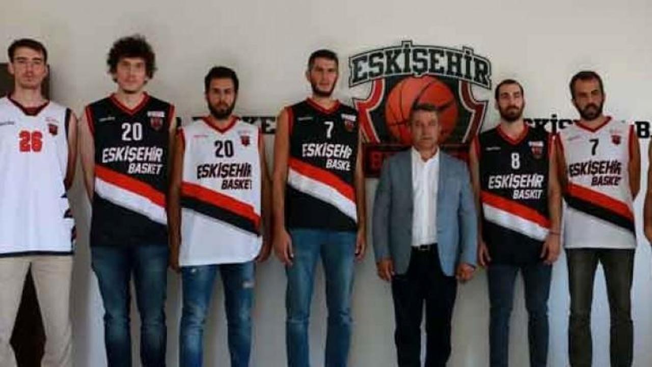 Eskişehir Basket'ten 7 imza birden