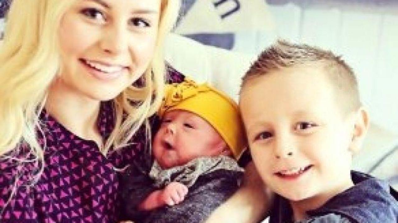 4 saatte bir derisi soyuluyor! Her an &ouml;lebilir