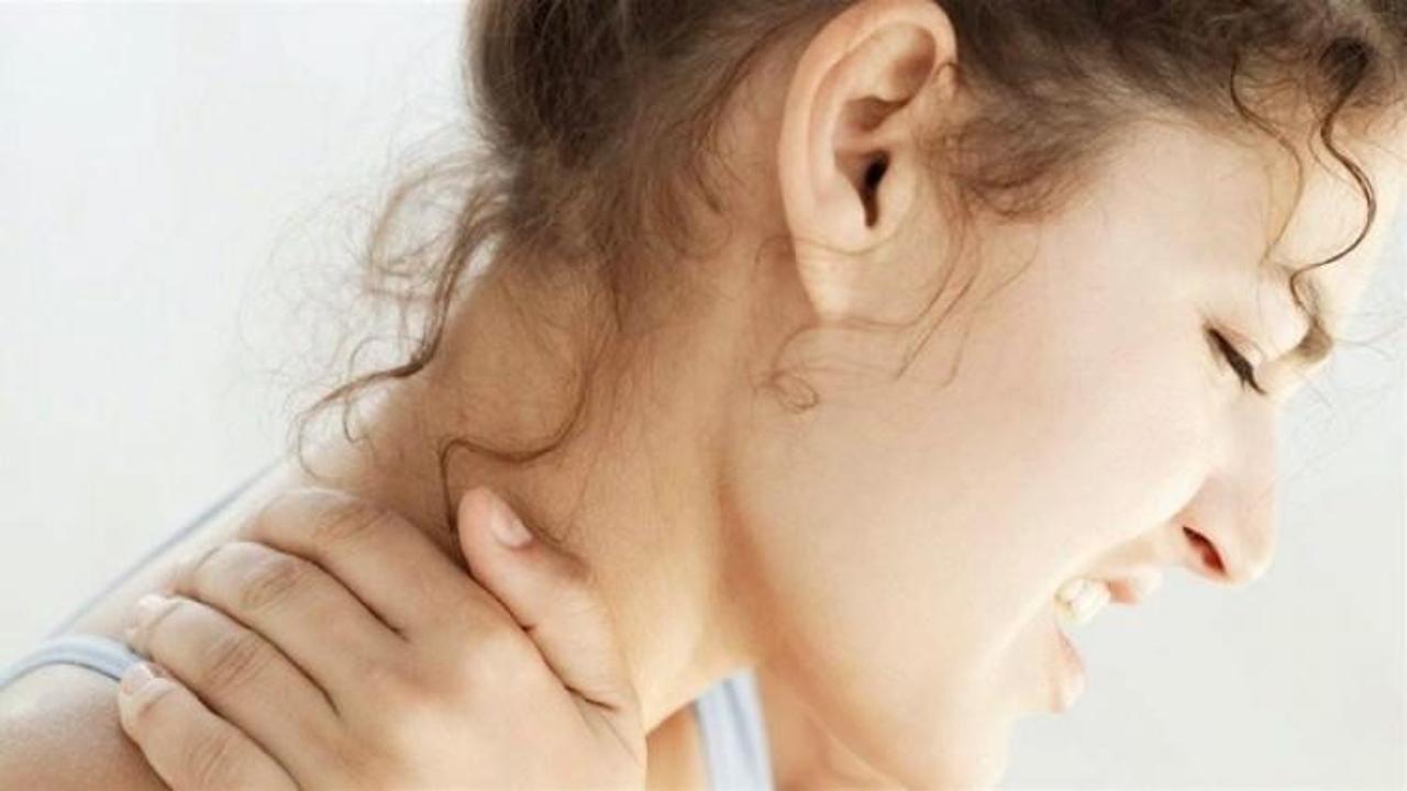 Boyun ağrısından kurtulmanın 9 basit yolu
