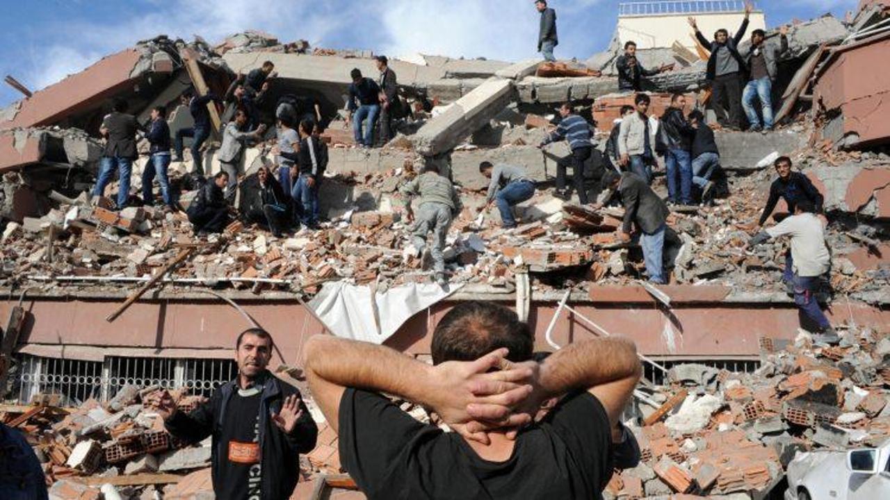 17 Ağustos Depremi'nin acı bilançosu! - 17 Ağustos Depremi'nin 17. yıldönümü!