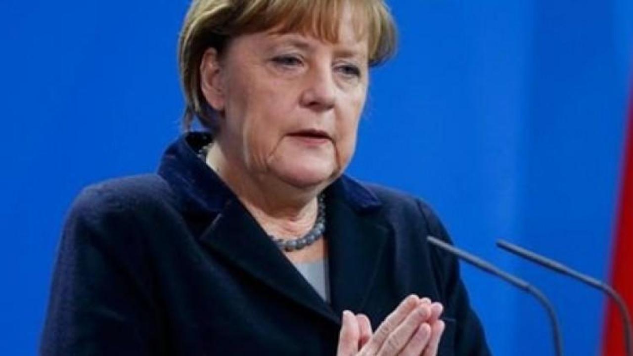 Merkel'den flaş 'Türkiye' açıklaması