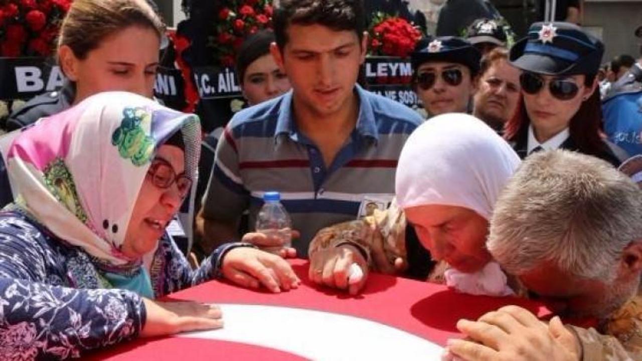 Şehit polis memurunu 10 bin kişi uğurladı