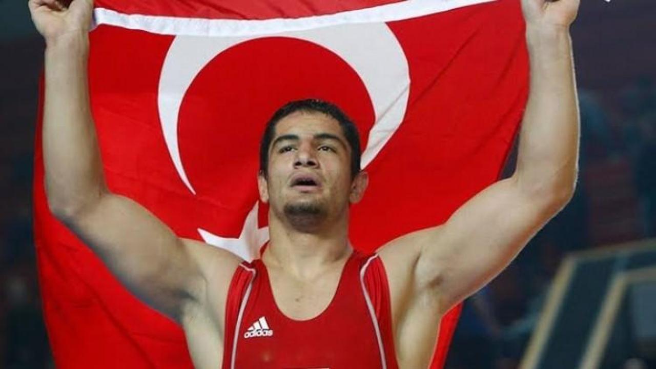 Selim Yaşar ve Taha Akgül finale çıktı