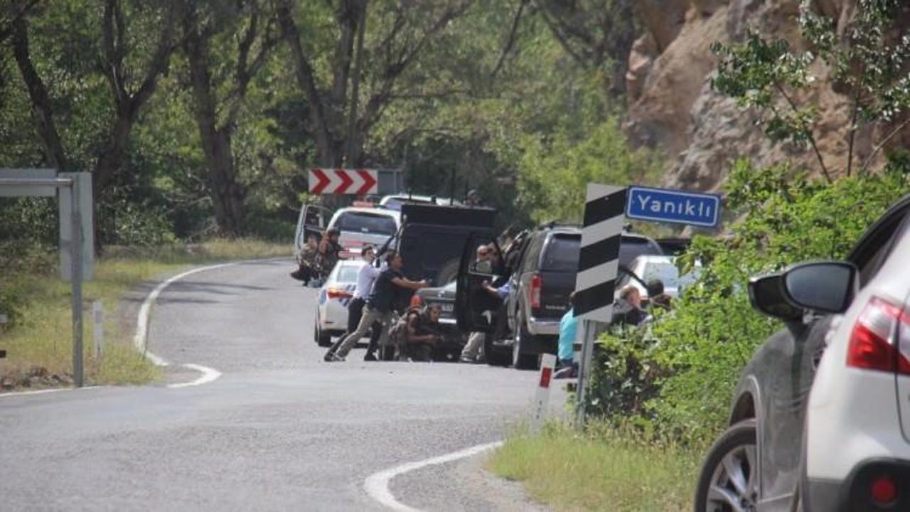 'Kılı&ccedil;daroğlu'nun konvoyuna PKK'lılar saldırdı'