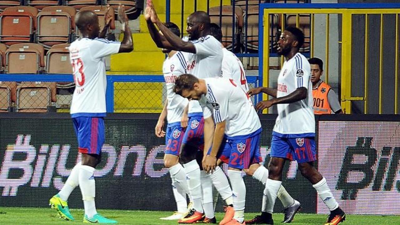 Karabükspor Rizespor'u yıktı geçti