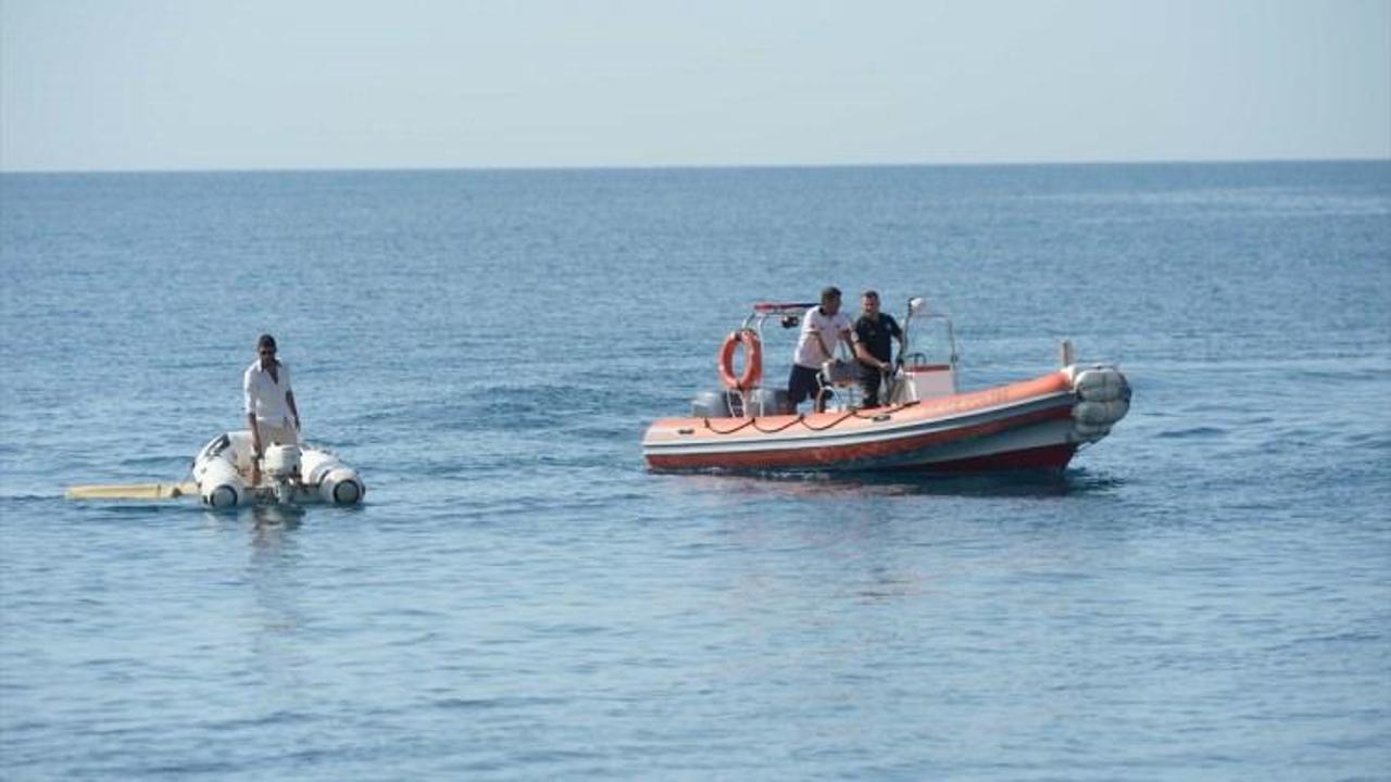 Antalya açıklarında tur teknesinin batması