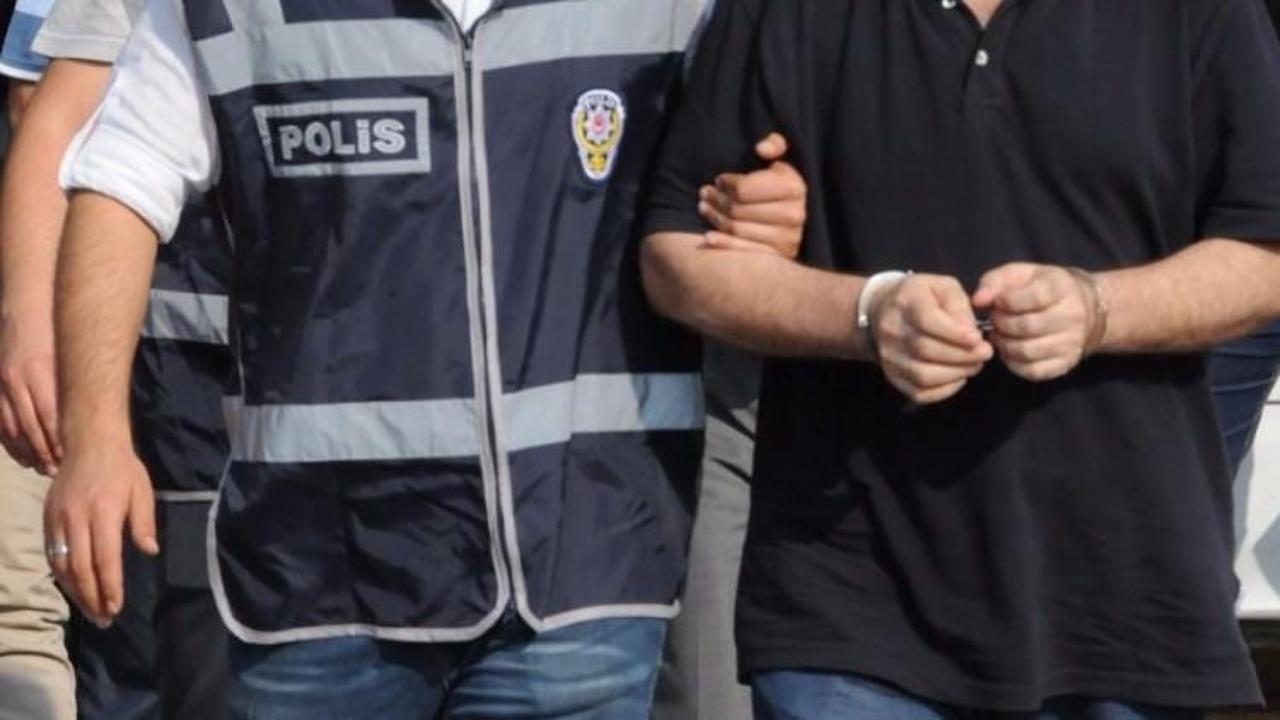 İzmir'de 40 FETÖ'cü tutuklandı