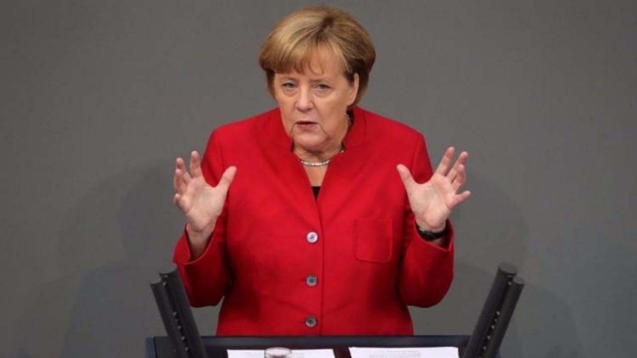 Merkel'den çok konuşulacak Türkiye çıkışı