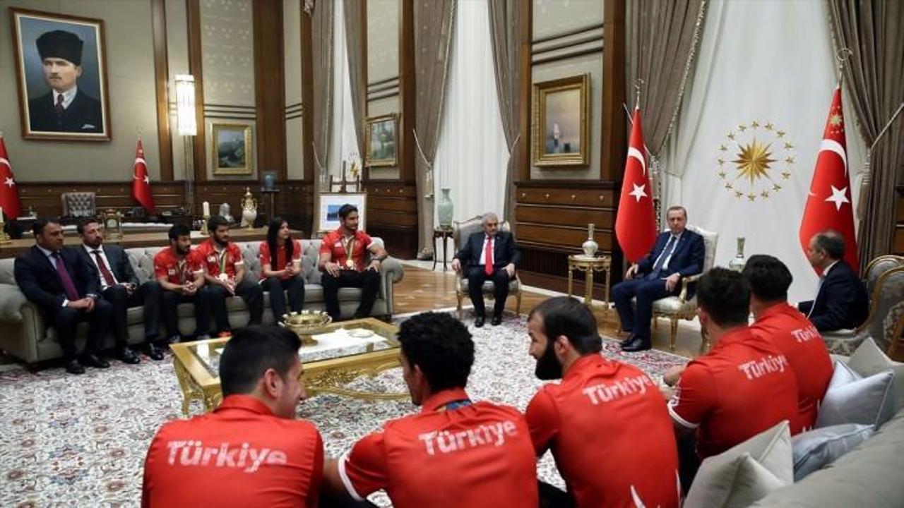 Beştepe'de Erdoğan'ın sürpriz konukları
