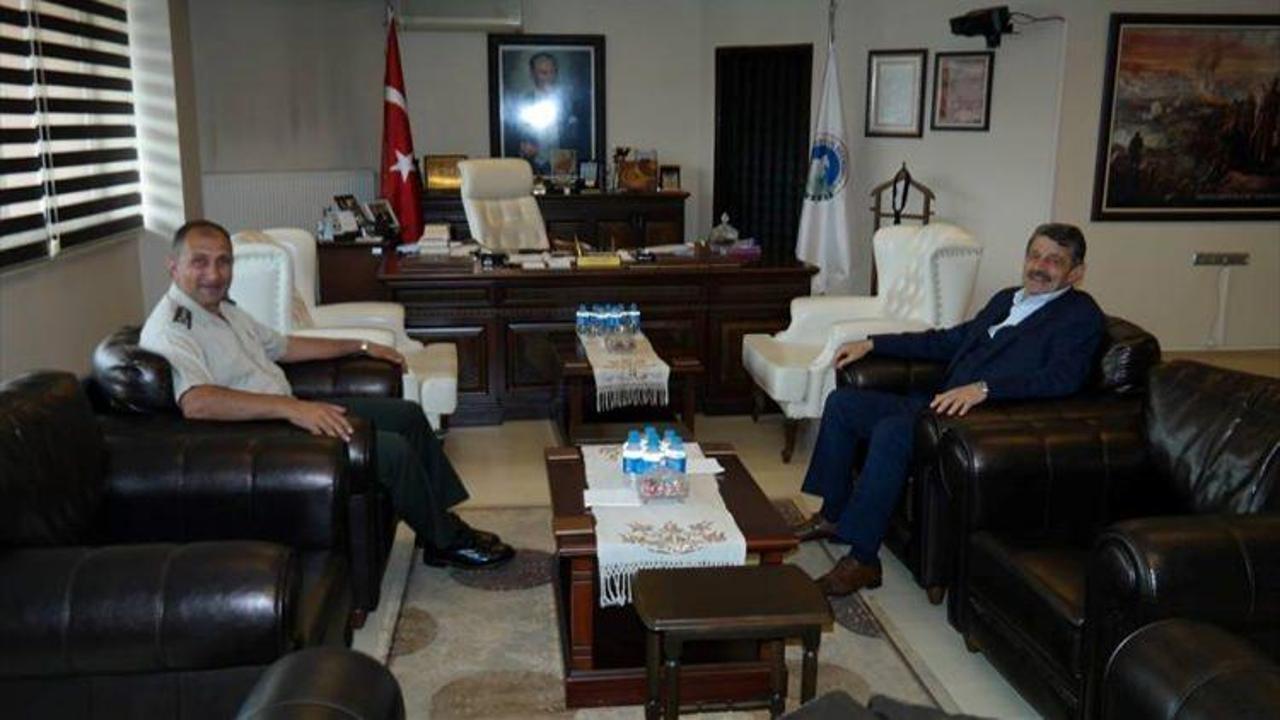 İl Jandarma Komutanı Aslan'dan Belediye Başkanı Akın'a ziyaret