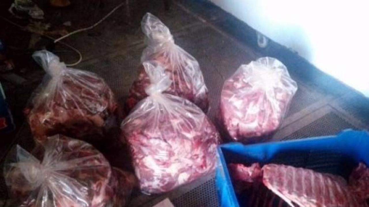 Domuz eti satarken yakalandı, bakın ne yaptı!
