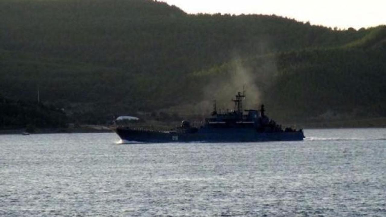 Rus savaş gemisi Ege'ye açıldı