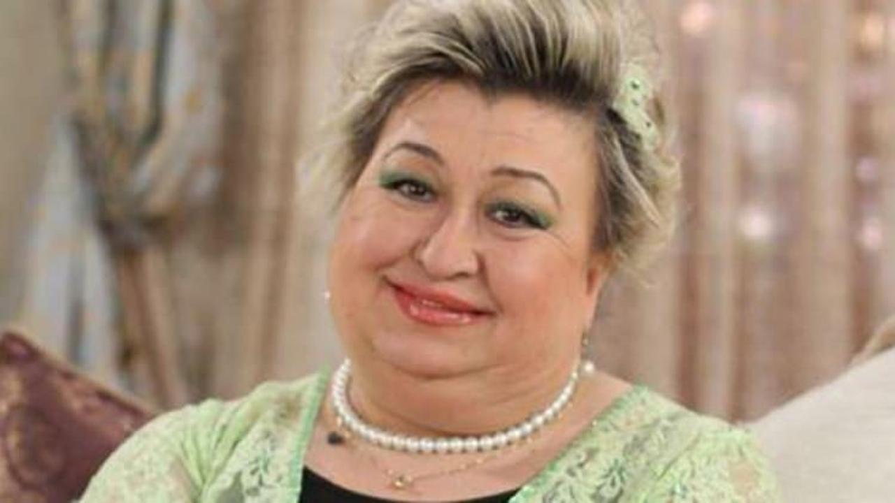 Sevilen oyuncu 63 yaşında gelin oldu