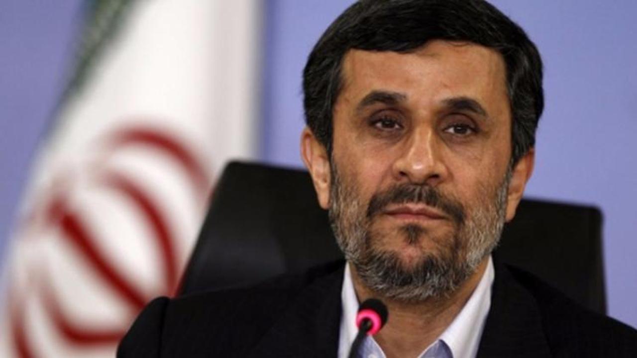 Ahmedinejad adaylık kararını açıkladı!