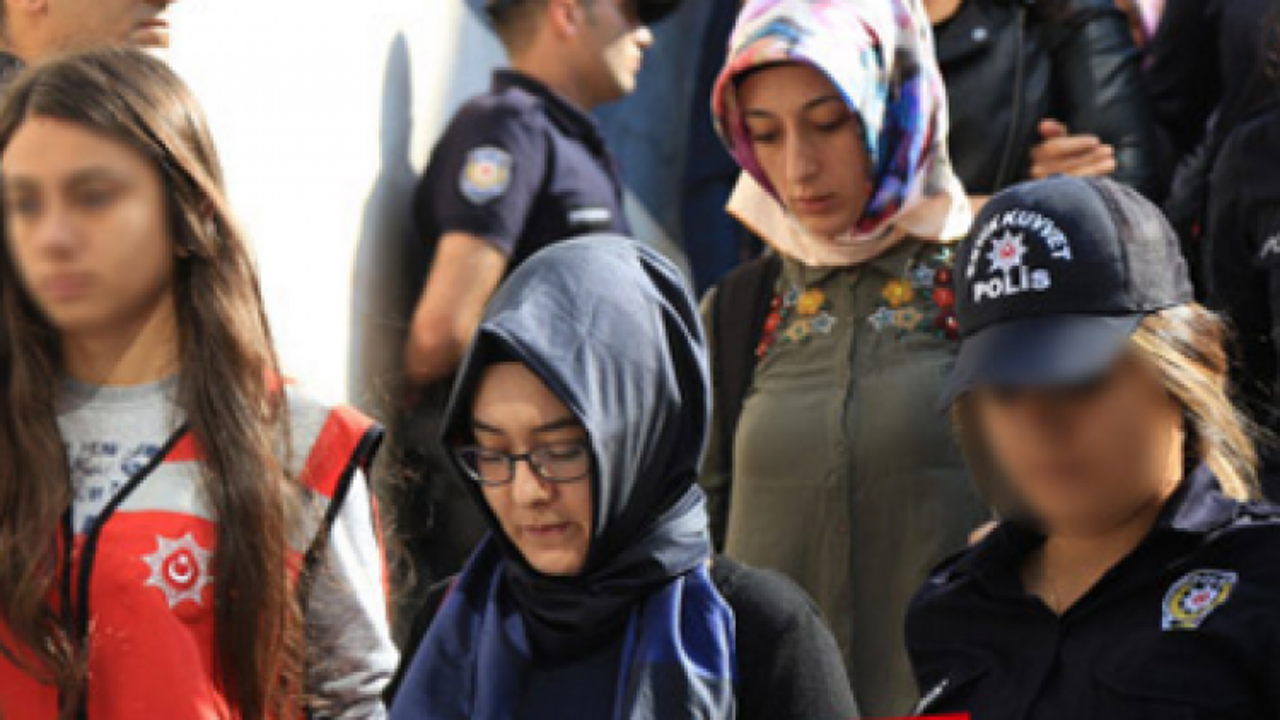 FET&Ouml;'n&uuml;n &uuml;st d&uuml;zey ablası g&ouml;zaltına alındı