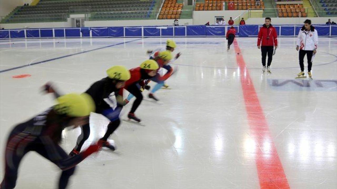 Erzurum'da Türkiye-Hindistan dostluk yarışı