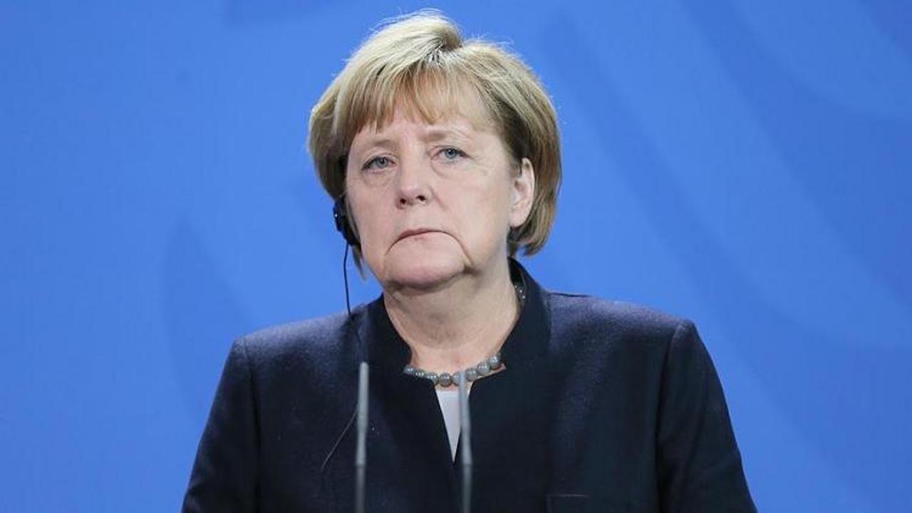 Merkel'den sığınmacı akınına karşı atağa geçti